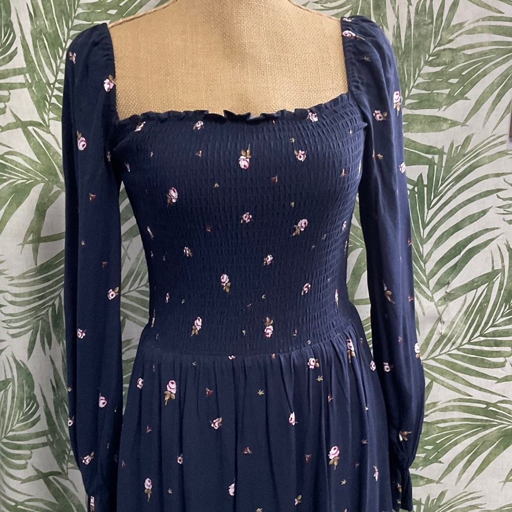 Elodie Womens Navy Floral Knee Length Long Flutter Sleeves Stretch